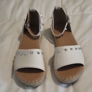 TOP Moda White Espadrille Sandals with Silver Accents